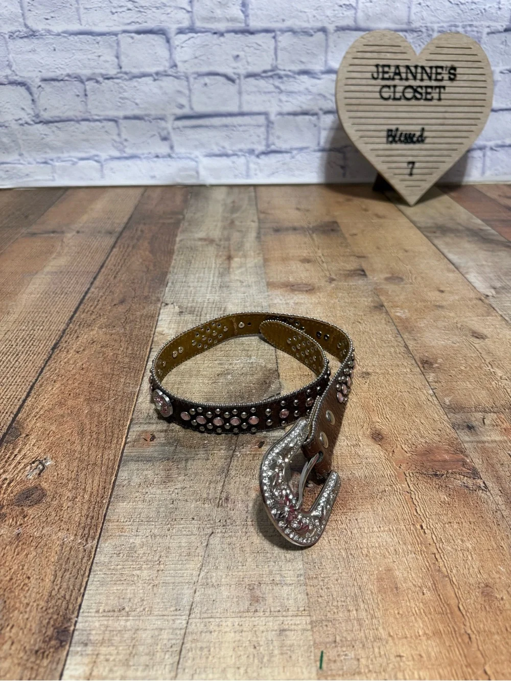 Nocona Girls Pink Heart Concho Belt Brown Rhinestone - N4425202 Size 24 Pre owne